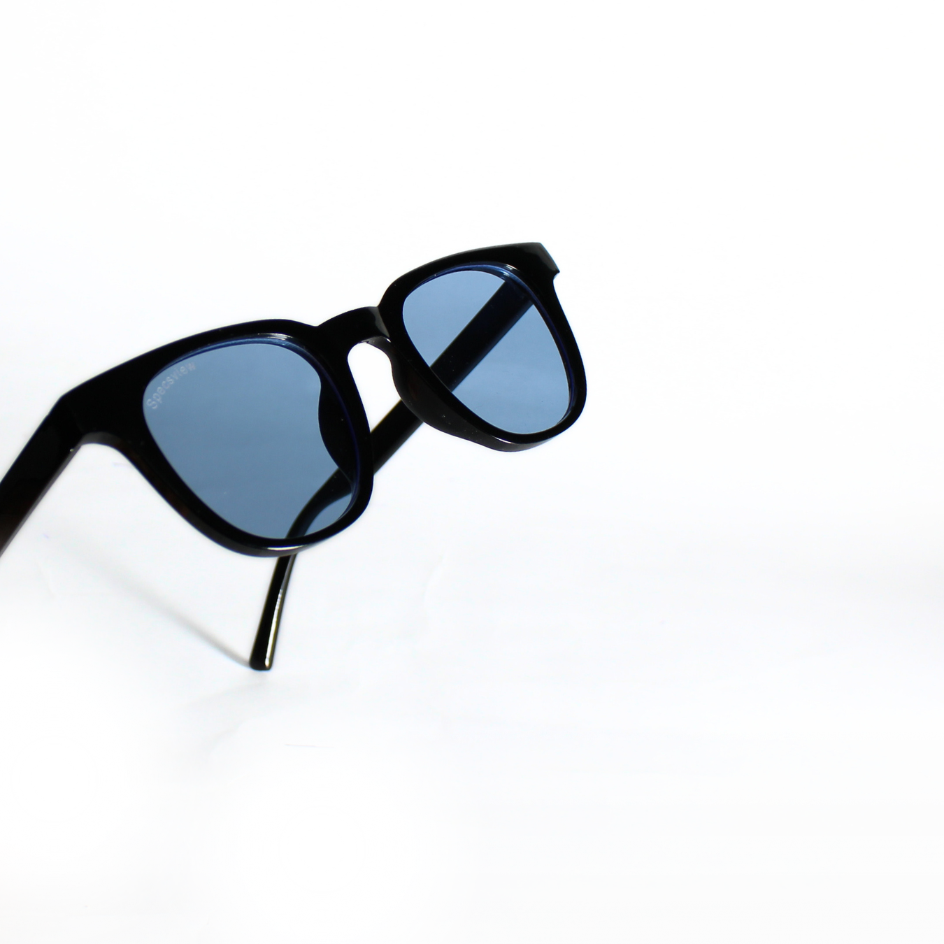 DAPHNE//003 I Sunglasses for Men and Women - Specsview