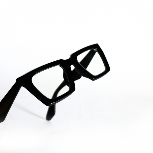 YVONNE//001 I Zero Power Computer Glasses - Specsview