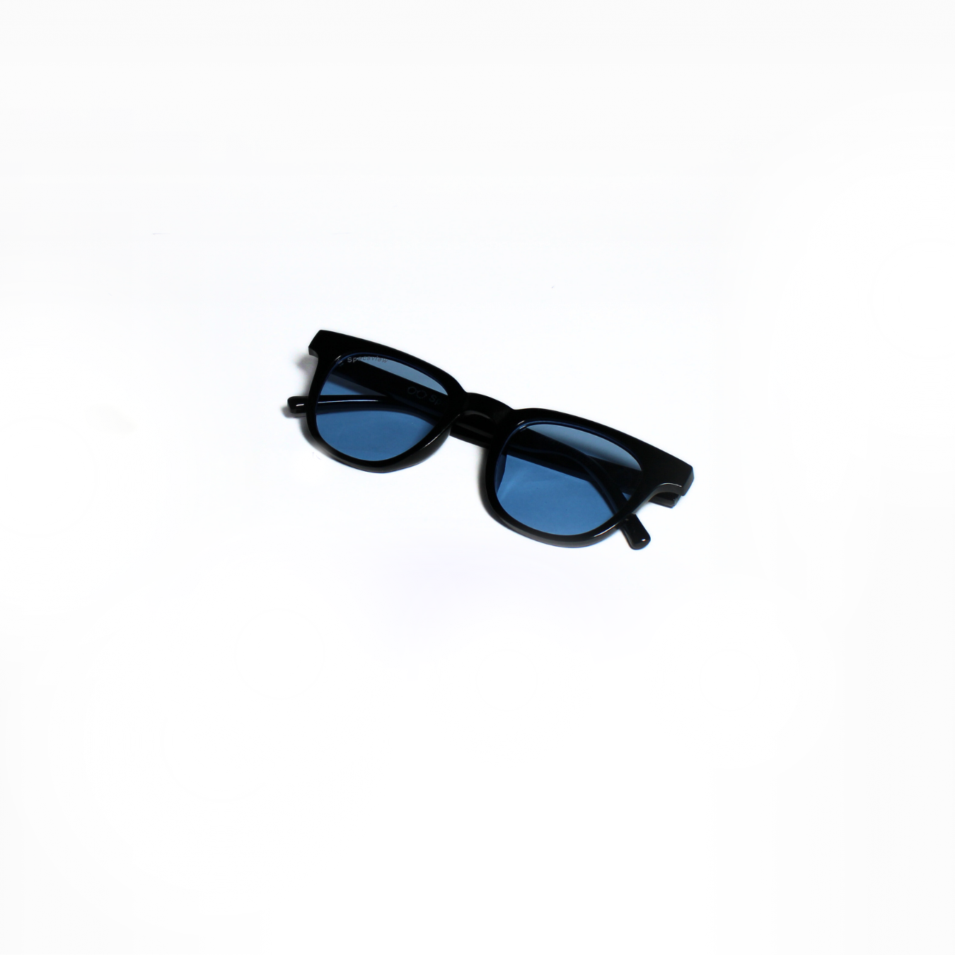 DAPHNE//003 I Sunglasses for Men and Women - Specsview